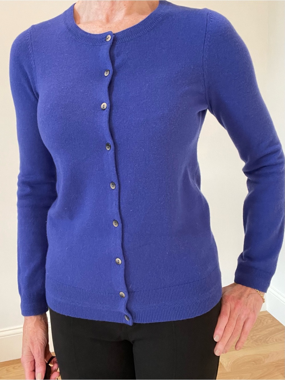 Boden Women's Button-Front Cashmere Crewneck Cardigan in Royal Blue